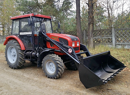 Фронтальный погрузчик ПТМ - 0,75 к трактору МТЗ 921.3